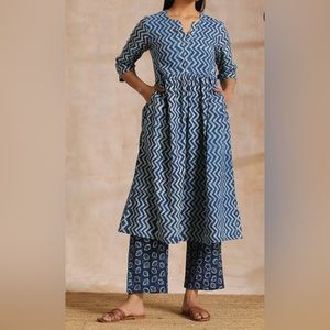 Indigo Dabu Zig-Zag Lines Print Cotton Flared Indian Kurta Pant Set with tags